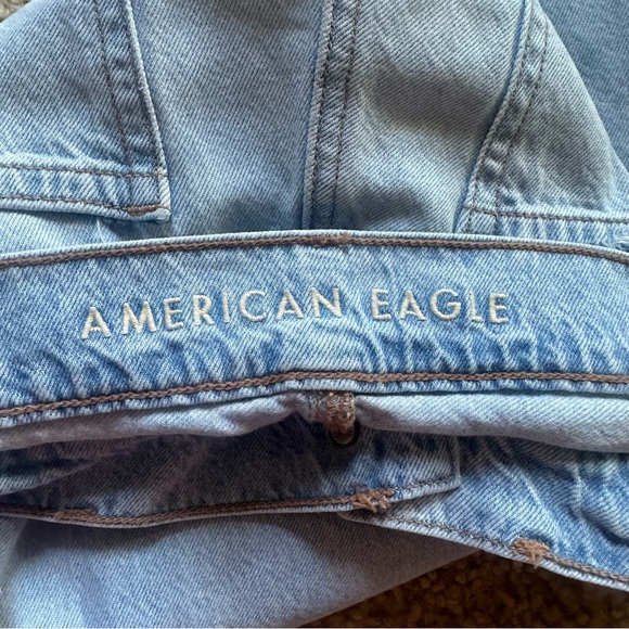 American Eagle Light wash straight wide leg Jeans - Picture 7 of 8